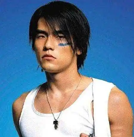 周杰伦早期写的四首广告歌放到如今是什么水平