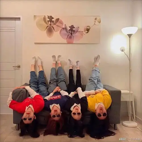 干货旅游季你还在摆古板的poss吗新姿势学起来