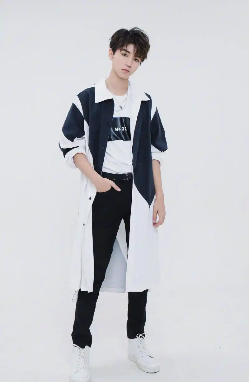 王俊凯图片 王俊凯酷帅写真图片