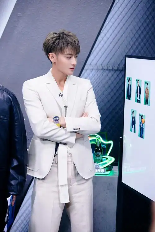 黄子韬星电音联盟