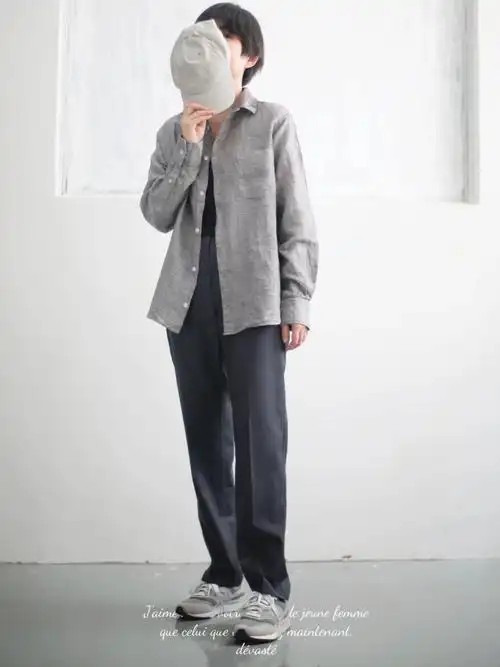 theootd棒球帽大法少年感灰色中性穿搭