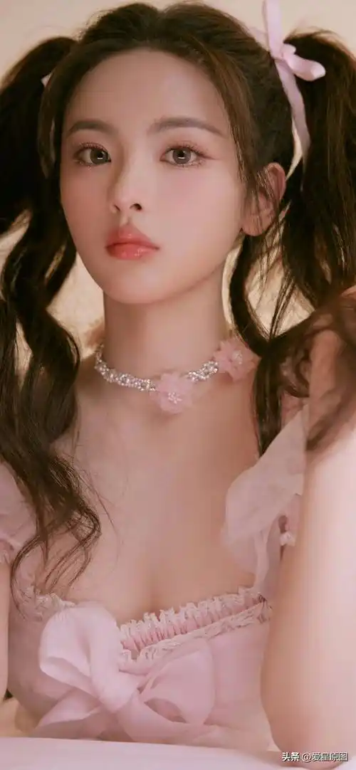 校花少女-杨超越全图写真合集_中国_代表作品_内地