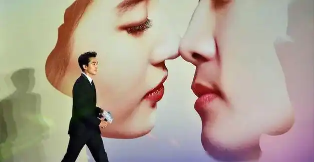 回顾刘亦菲宋承宪这段情一厢情愿的爱情注定无法长久