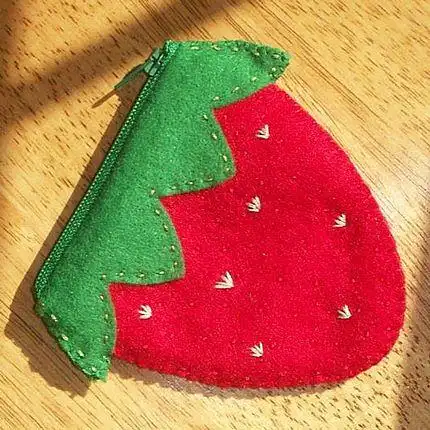 手工的布艺卡通零钱包作品欣赏