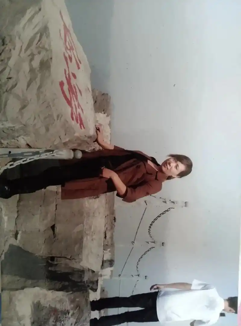 翻到以前的照片,#友谊天长地久时光不老我们不散 - 抖音