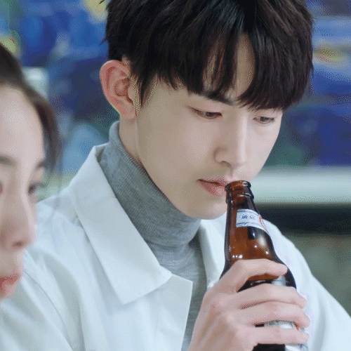 谢谢让我遇见你##南晰撒娇式醉酒#南晰@郭俊辰_fiction向你发放可爱