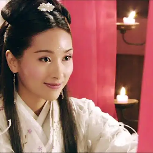 直播个化妆# 杨恭如版虞姬造型教程直播,模特依旧是我所嫌弃的长安.