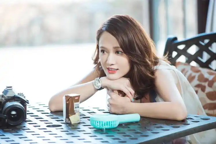 最不被看好和祝福的恋情看到陈乔恩现在的样子就知道幸福了