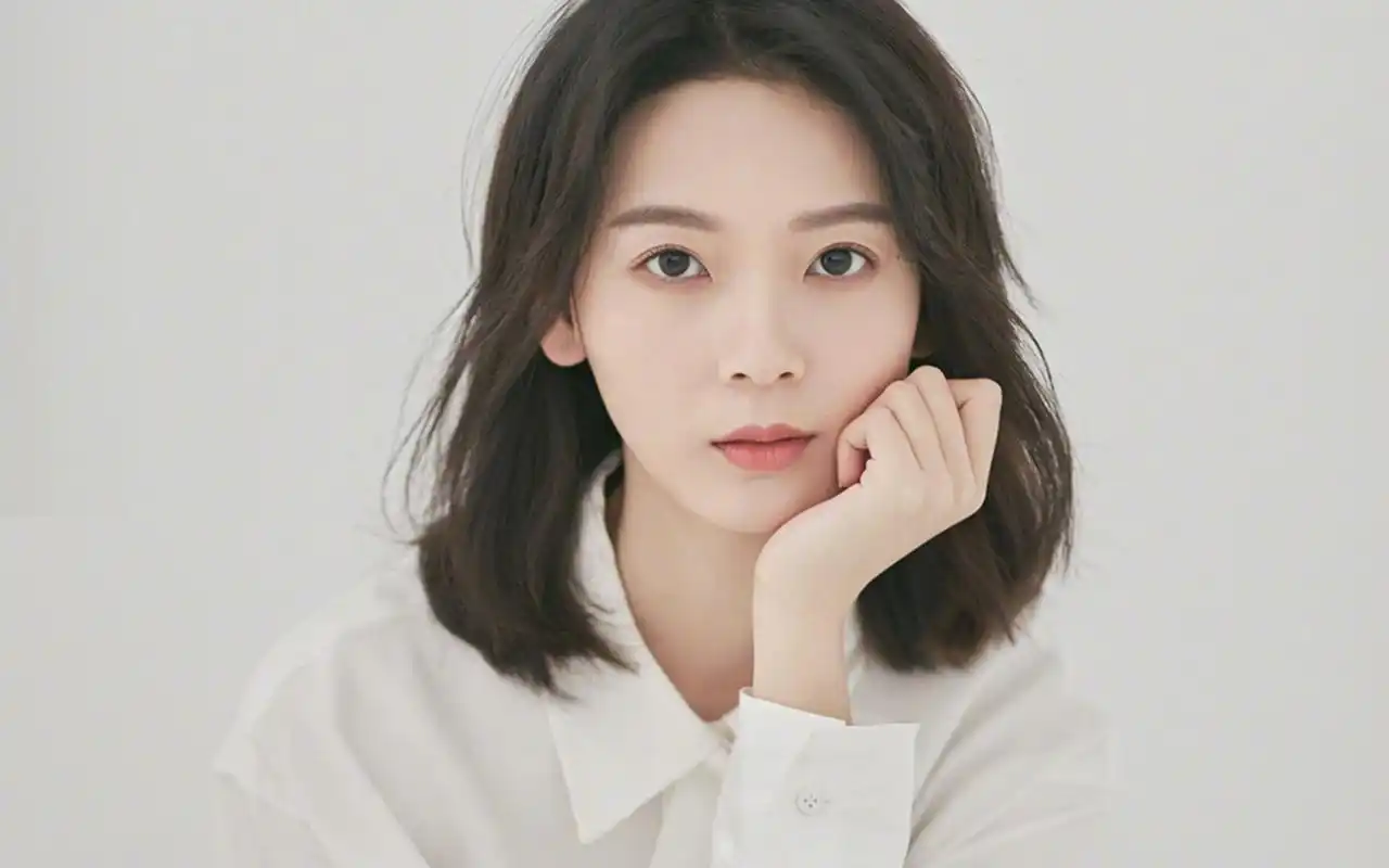 陈瑶简约小清新高清桌面壁纸