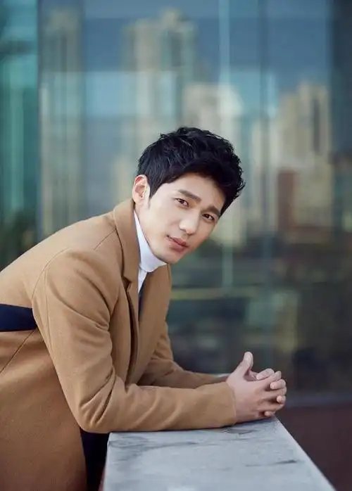 2018年火到没朋友的五位男演员他排第一实至名归