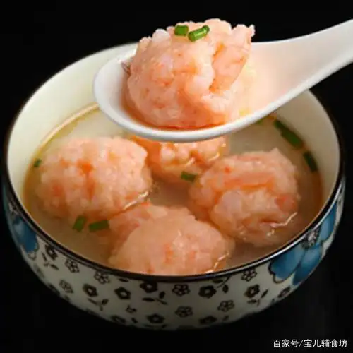 爽滑可口的虾滑做法简单,鲜嫩美味,口感q弹,宝宝一碗不够吃