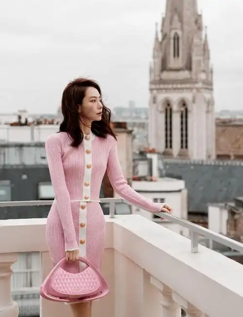 hello时装周##戚薇时尚图鉴##戚薇巴黎时装周