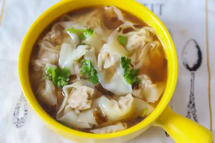 猪肉虾仁馄饨,猪肉虾仁馄饨的家常做法 - 美食杰猪肉虾仁馄饨做法大全