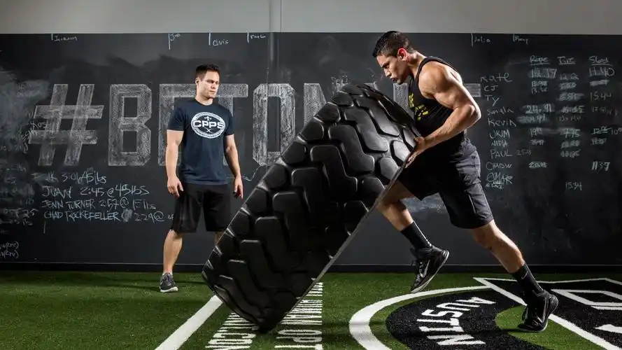 描述: 轮胎肌肉运动员-高品质高清壁纸 当前壁纸尺寸: 1920 x 1080