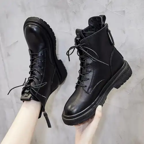 华耐马丁靴女真皮2020秋冬新款软底韩版短靴马丁靴