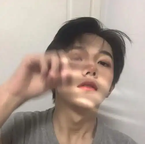 男生头像冷酷帅气侧脸头像