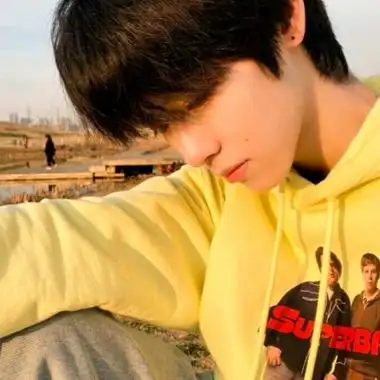 标签:男生头像,帅哥