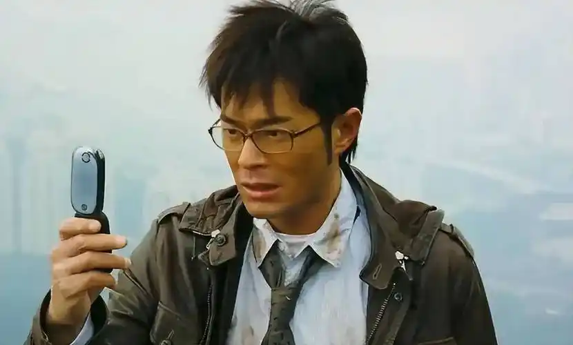 "黑皮红心"古天乐,不停接烂戏的背后:是120多座希望小学_张国荣_古仔