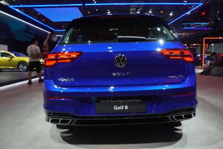 大众高尔夫8亮相广州车展 - 知乎
