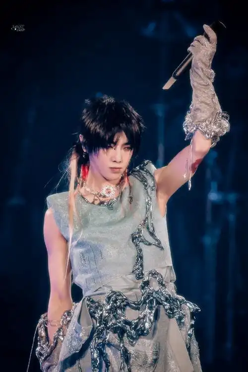 2023年华晨宇十佳造型