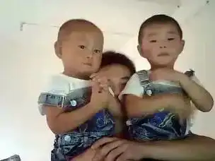 哥哥与弟弟 ,一起长大的幸福 ,只有照片能记录这份珍贵 #记 - 抖音