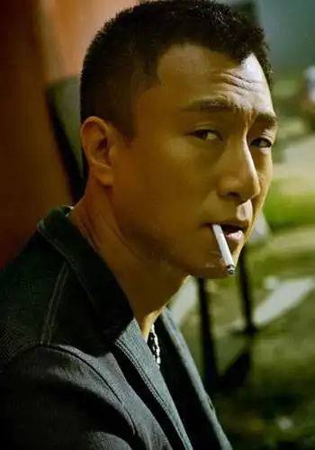 孙红雷为何谢谢杨紫51岁纯爷们泪洒现场