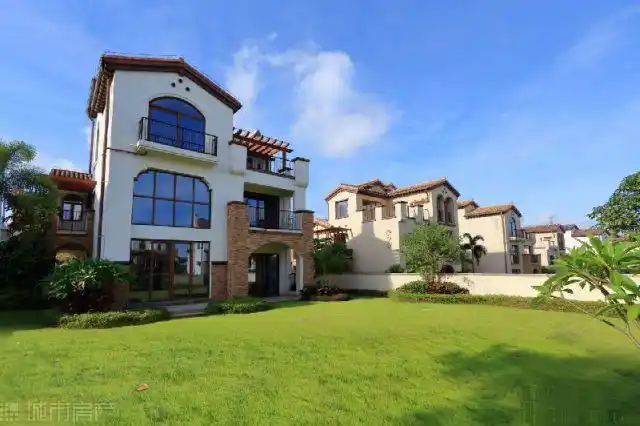 海口西海岸好别墅【富力盈溪谷】占地一亩花园送大露台