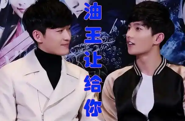 从前还担心杨洋会不会"腾化",毕竟军艺校草也是高危职业,从沙溢到沈腾