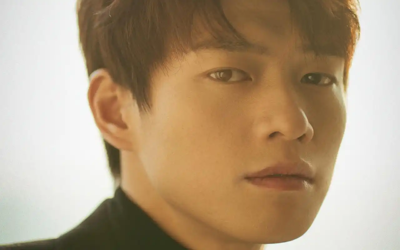 魏大勋帅气写真高清图片桌面壁纸