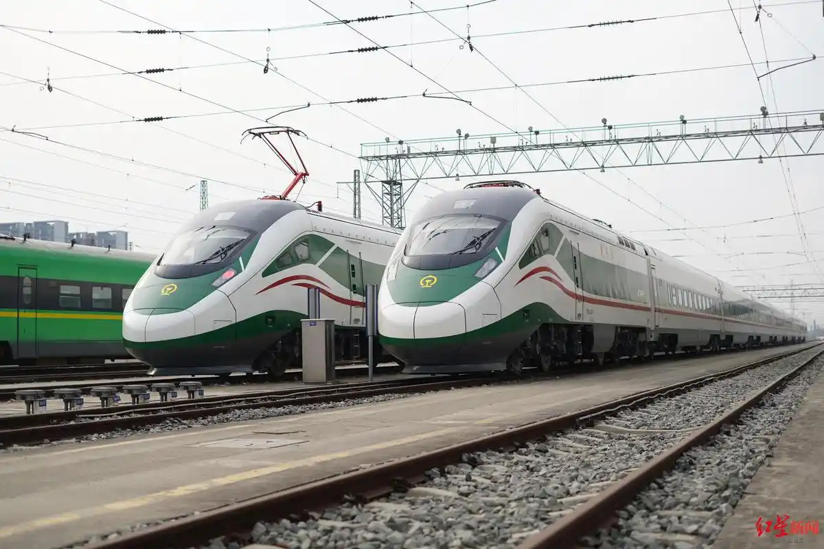 保障春运安全,新成昆铁路cr200j复兴号动车组完成整备|春运|铁路|成都