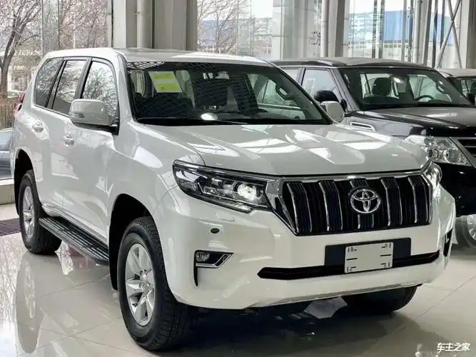 优惠促销>购普拉多欧版享20万优惠 霸道2800镂空的镀铬前格栅威武无比