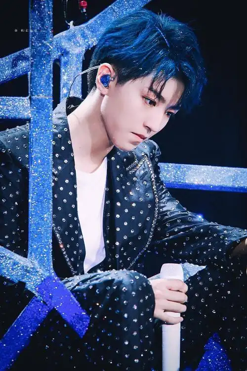 飞向你的蓝海和你的小螃蟹你永远不会孤独王俊凯十九岁生日会part6