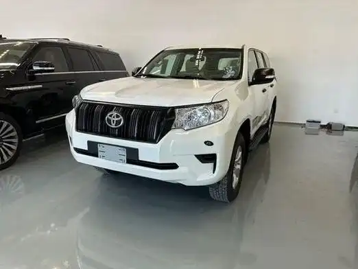 23款丰田霸道2700越野车丐版40多万起-新浪汽车