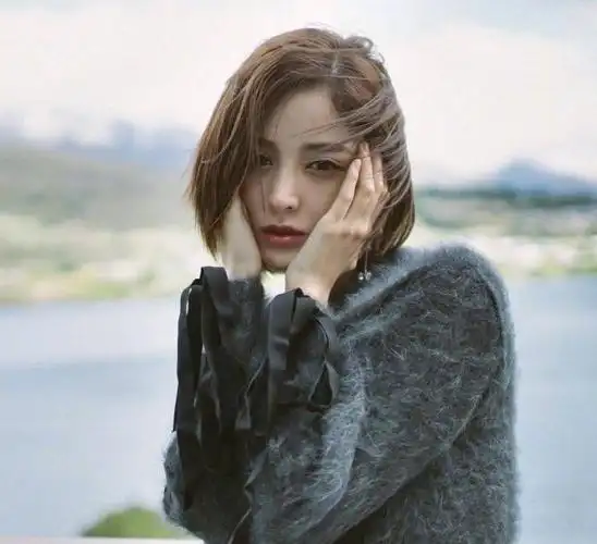 古力娜扎短发(古力娜扎的颜值美得有点另类)