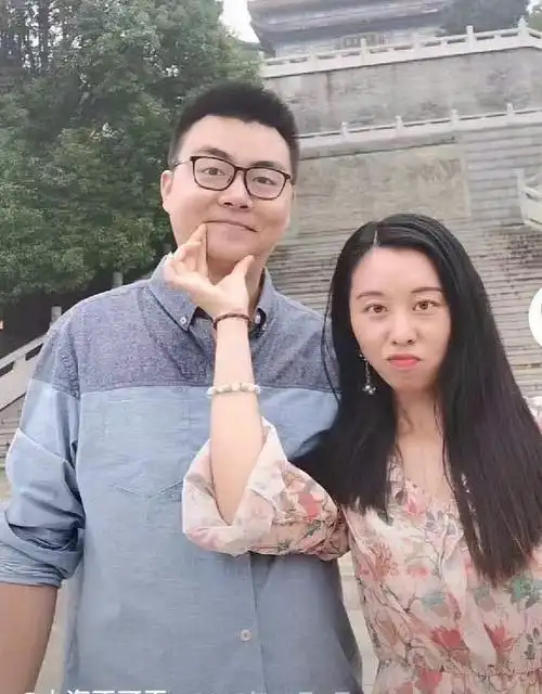 郭威和妻子田静