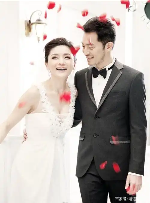 沙溢胡可结婚照