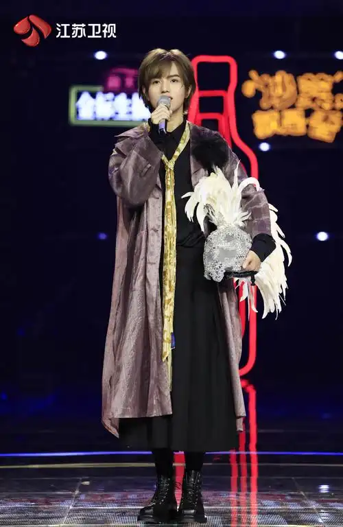 《蒙面唱将猜猜猜》再迎实力唱将!齐豫天籁之音唱哭侯佩岑,吴宗宪