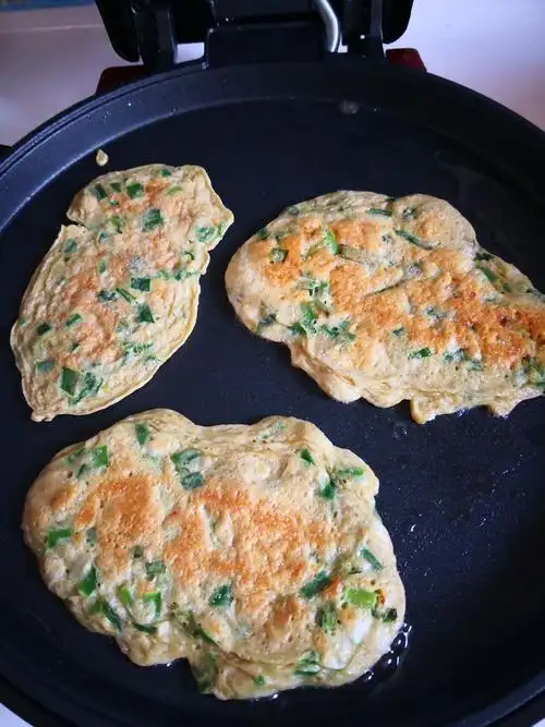 莜面韭菜饼,莜面韭菜饼的家常做法 - 美食杰莜面韭菜饼做法大全
