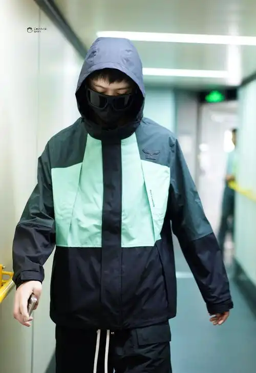 新闻240919范丞丞全新行程启程粉丝热情祝福满满