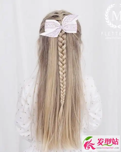 今年流行的儿童发型40款最美小女孩编发扎发图3