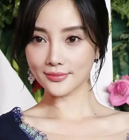 李小璐迷人电眼妆画法让你分分钟美上天