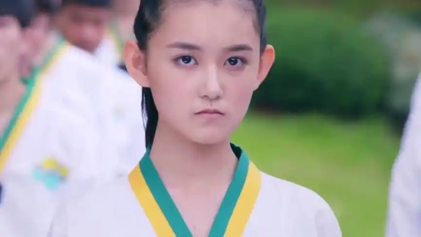 旋风少女蒋依依剪辑酷酷哒