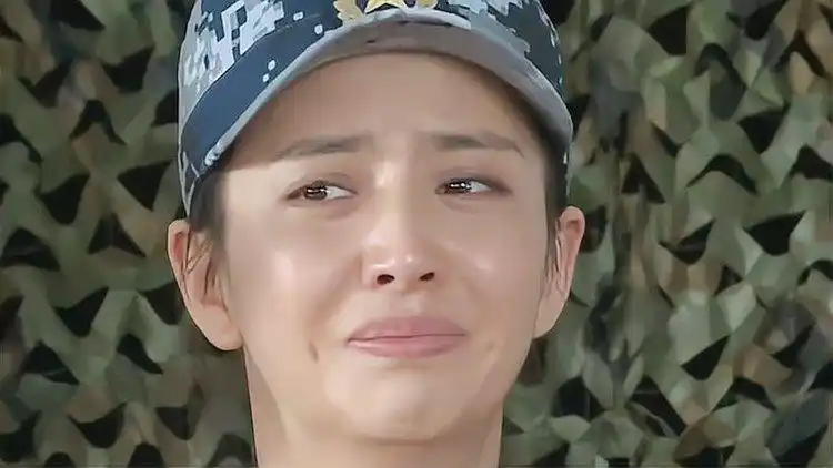 佟丽娅被自己蠢哭,教官说了下句话,结果忘了上句话丨男子汉