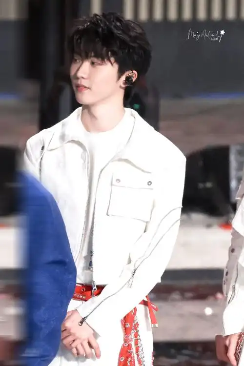 时代少年团队长-马嘉祺#马嘉祺湖南卫视跨年晚会##湖南卫视跨年晚会