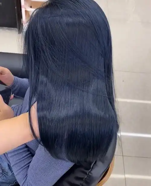 蓝黑色不用漂的发色