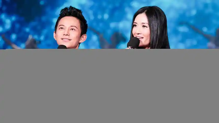 据悉,谢娜曾经与知名男星刘烨相恋过,后来在2006年,谢娜在朋友聚会中