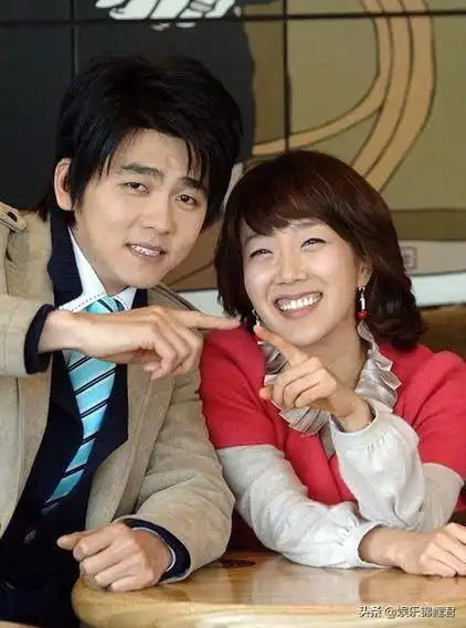 韩国女歌手申智资料 高耀太申智惊艳写真照片 - 歌词译