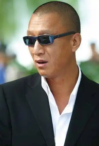 孙红雷:铁汉柔情耀影坛,才貌双绝扣人心