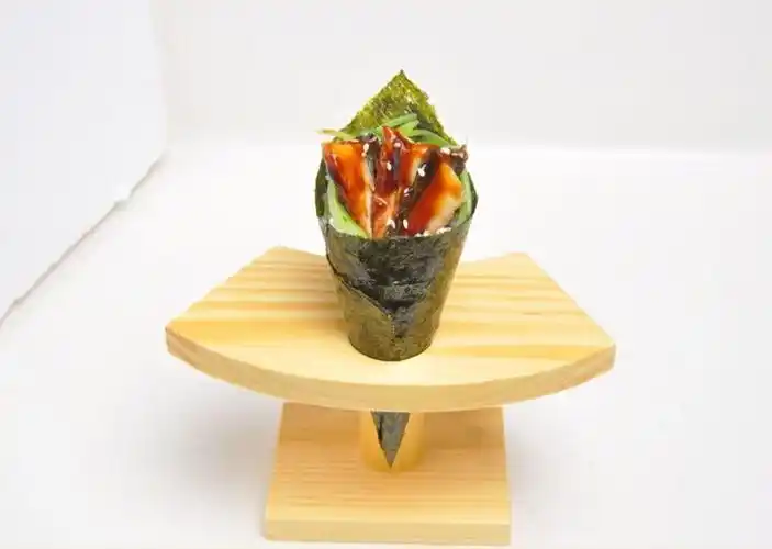 鳗鱼手卷一一9元1个