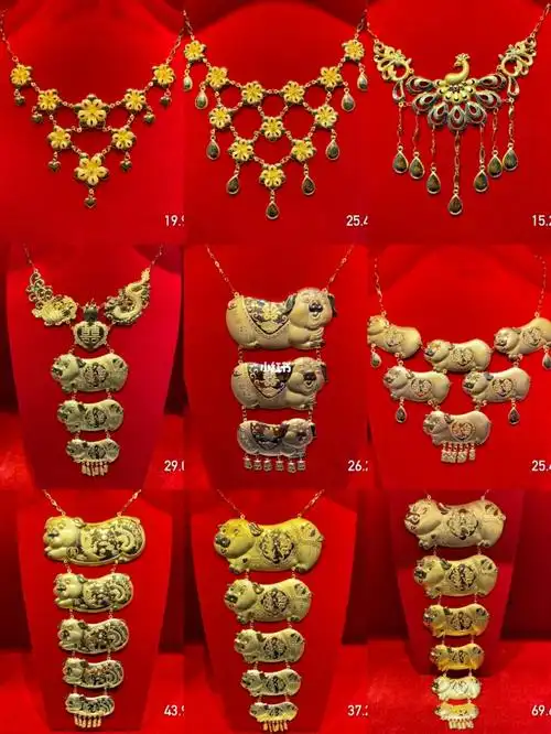 婚嫁金猪项链普通的广东人结婚三金